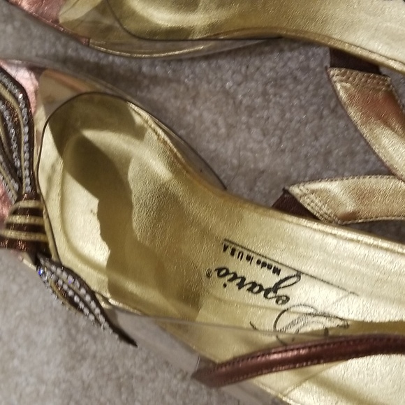 See through confortable 3 inch heal sandals - Picture 5 of 8